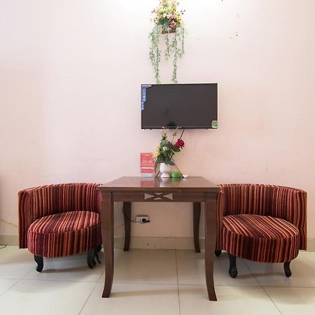 Reddoorz Plus Near Aeon Mall Tan Phu 2 Хошимин Экстерьер фото